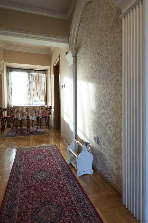 Guest House Pansion 10 Cetynia Zewnętrze zdjęcie