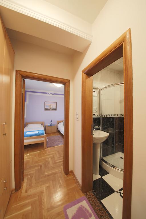 Guest House Pansion 10 Cetynia Pokój zdjęcie